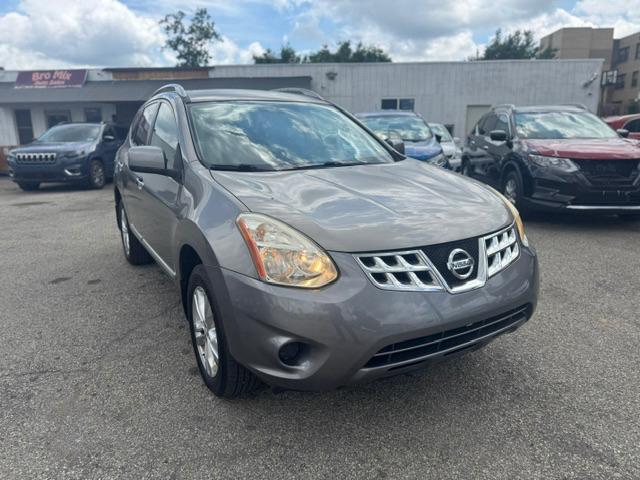 Nissan Rogue SV FWD 2012