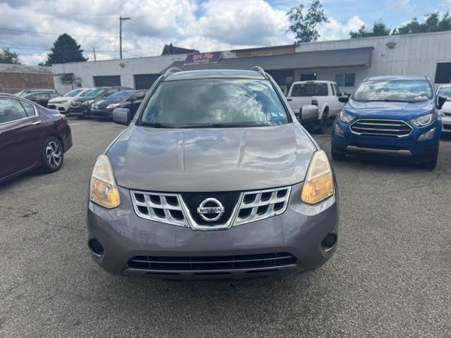 Nissan Rogue SV FWD 2012