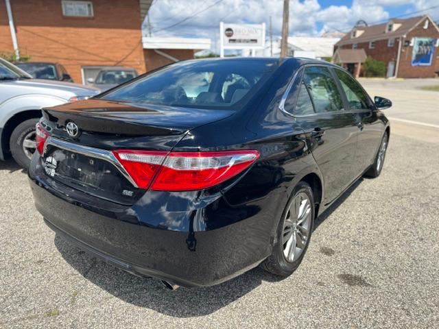Toyota Camry SE 2016