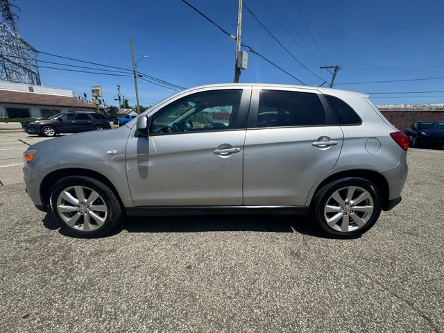 Mitsubishi Outlander Sport ES AWC 2014