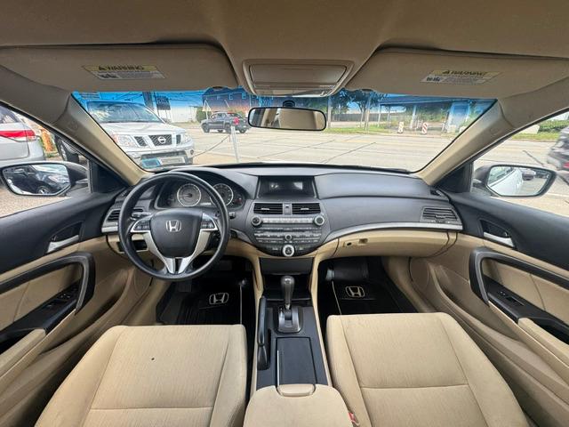 Honda Accord LX-S Coupe AT 2012