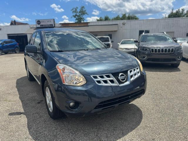 Nissan Rogue S AWD 2013