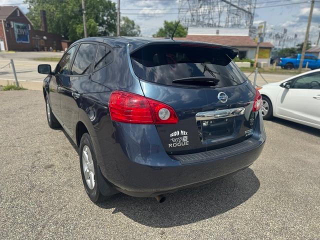 Nissan Rogue S AWD 2013