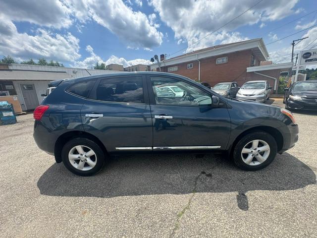 Nissan Rogue S AWD 2013