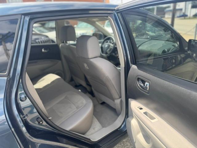 Nissan Rogue S AWD 2013