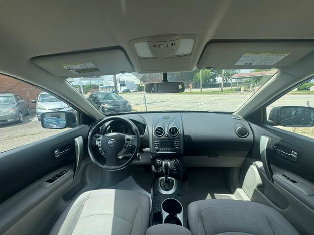 Nissan Rogue S AWD 2013