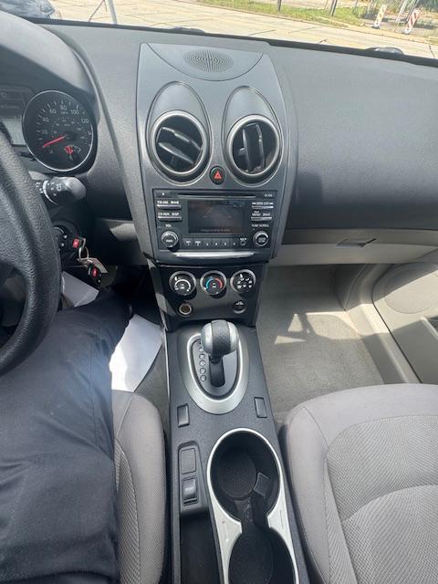 Nissan Rogue S AWD 2013