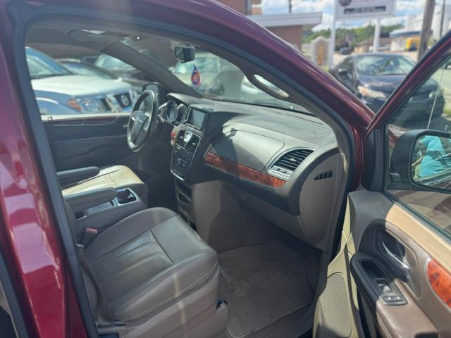 Chrysler Town & Country Touring 2015