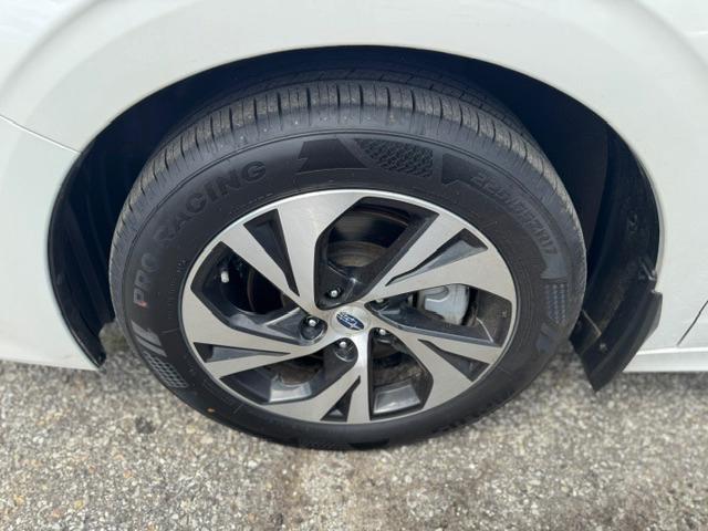 Subaru Legacy Premium 2020