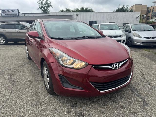 Hyundai Elantra SE 6AT 2016