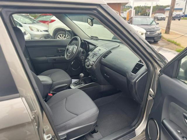 Kia Soul + 2011