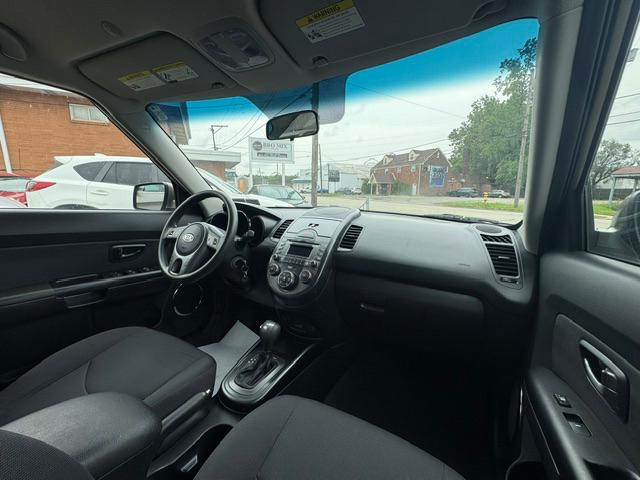Kia Soul + 2011
