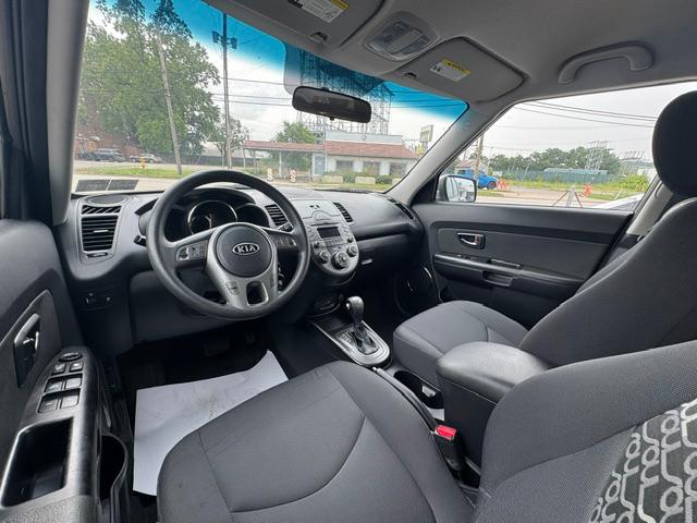 Kia Soul + 2011