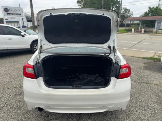 Subaru Legacy 2.5i Premium 2015