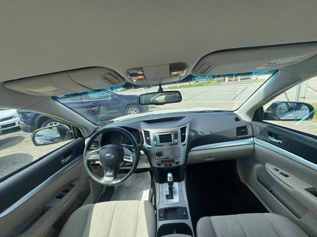 Subaru Legacy 2.5i Premium 2014