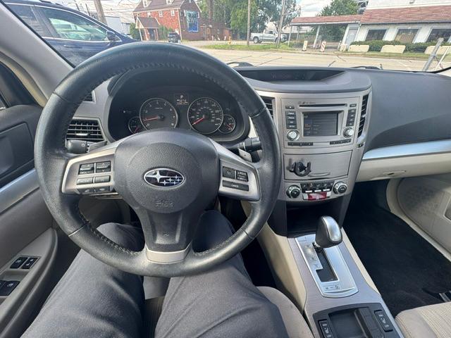 Subaru Legacy 2.5i Premium 2014