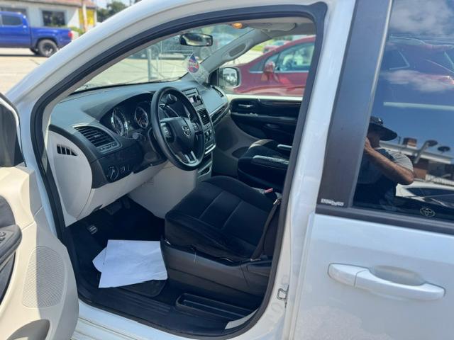 Dodge Grand Caravan SE 2014