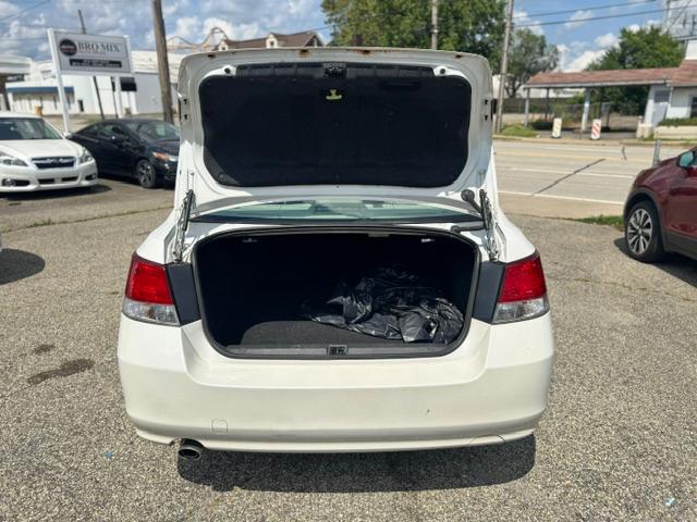 Subaru Legacy 2.5i Premium 2013