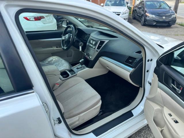 Subaru Legacy 2.5i Premium 2013