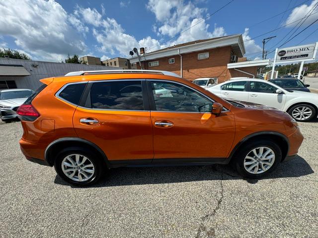 Nissan Rogue AWD SV 2017