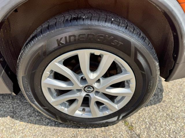 Nissan Rogue AWD SV 2017