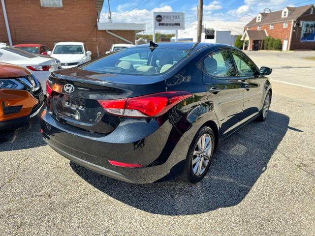 Hyundai Elantra SE 2014