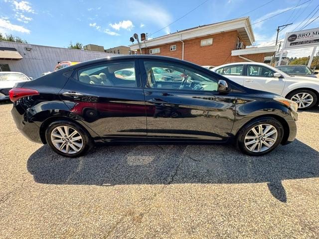 Hyundai Elantra SE 2014