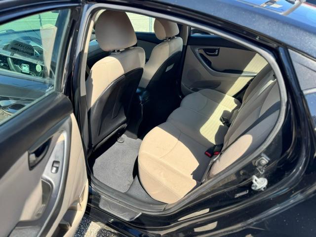 Hyundai Elantra SE 2014