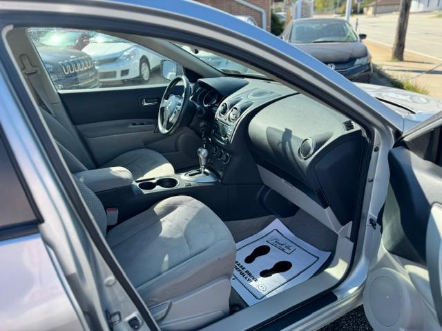 Nissan Rogue S AWD 2012