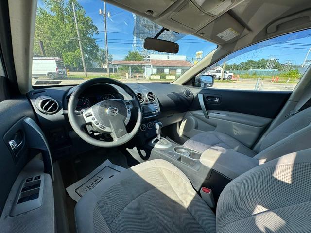 Nissan Rogue S AWD 2012