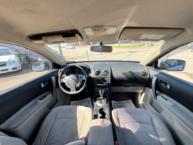 Nissan Rogue S AWD 2012