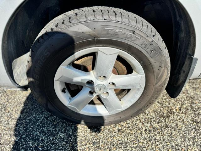 Nissan Rogue S AWD 2012