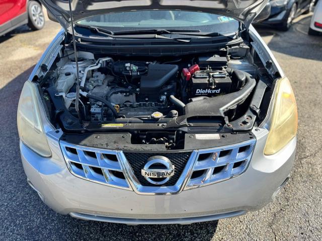 Nissan Rogue S AWD 2012