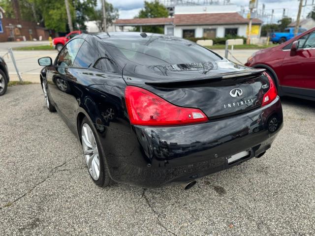 Infiniti G37S  2010