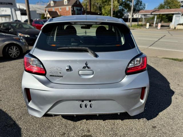 Mitsubishi Mirage ES CVT 2021