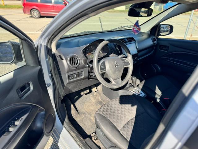 Mitsubishi Mirage ES CVT 2021