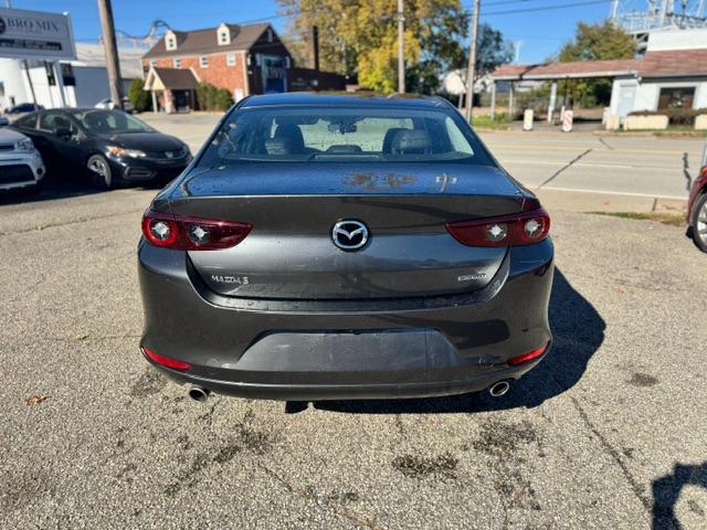 Mazda MAZDA3 2.5 S Preferred 2024