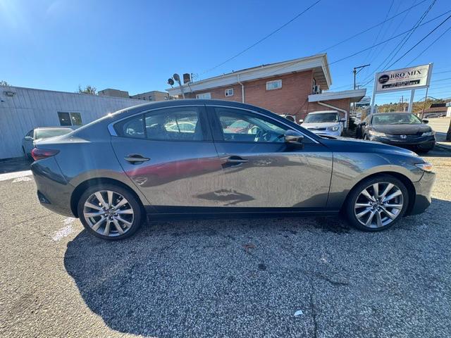 Mazda MAZDA3 2.5 S Preferred 2024