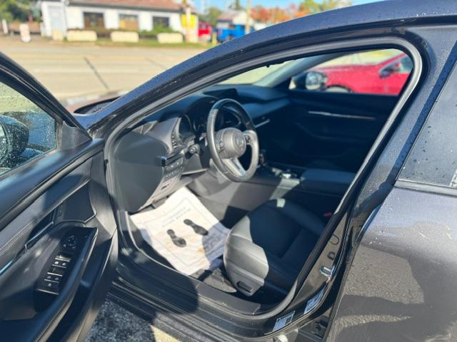 Mazda MAZDA3 2.5 S Preferred 2024