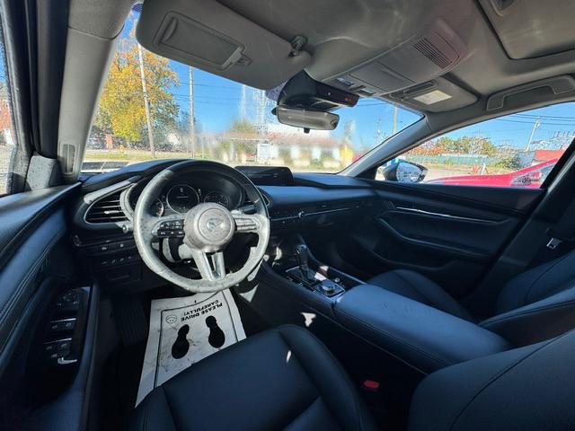 Mazda MAZDA3 2.5 S Preferred 2024