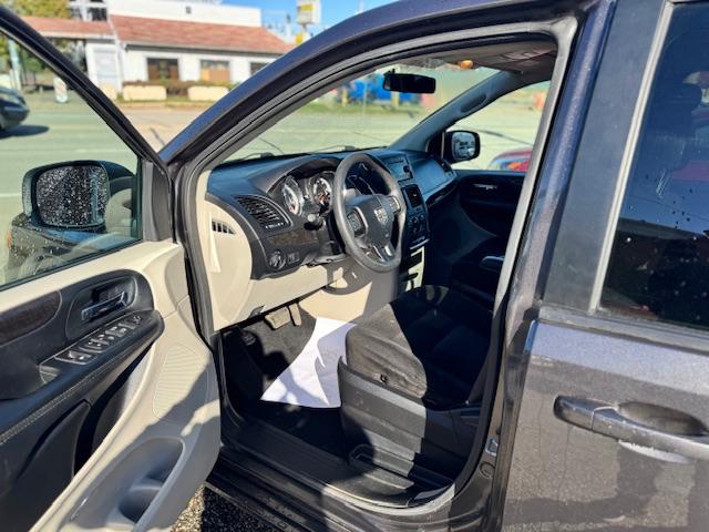 Dodge Grand Caravan SE 2016
