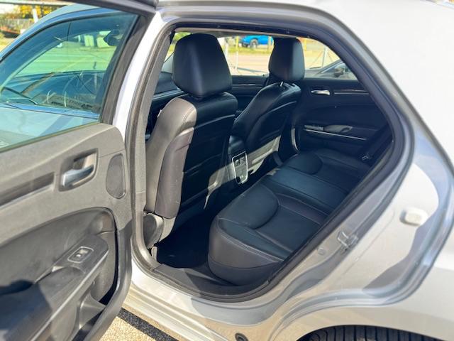 Chrysler 300 Touring AWD 2020