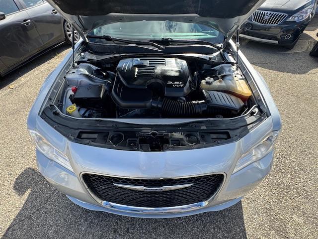 Chrysler 300 Touring AWD 2020