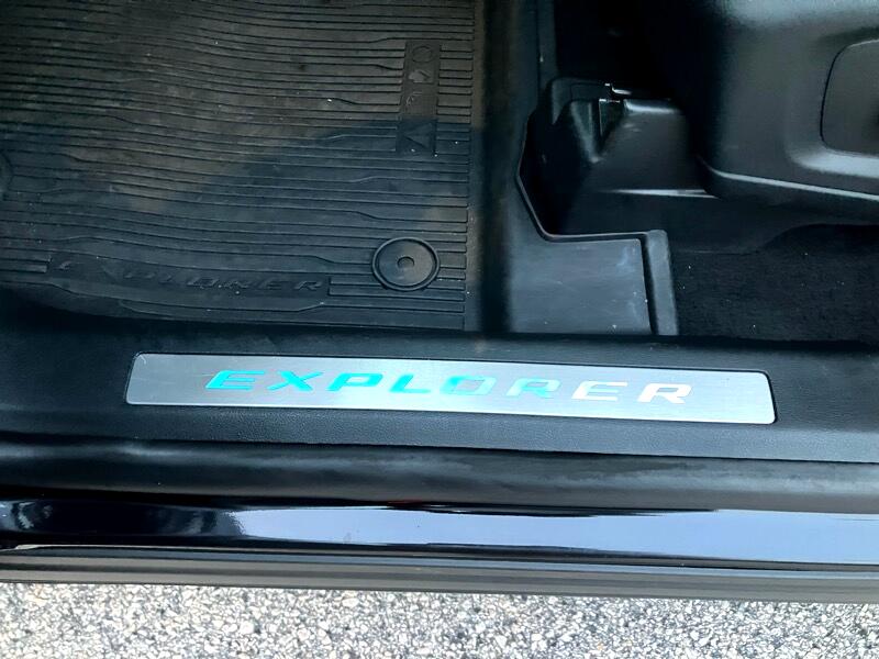 Ford Explorer Platinum AWD 2020 Ford Explorer Platinum AWD 2020