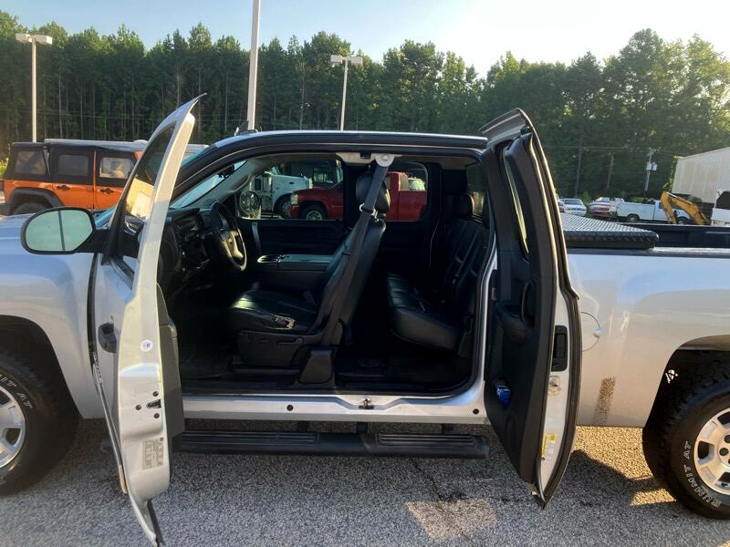 Chevrolet Silverado 1500 2LT Double Cab 2WD 2011 Chevrolet Silverado 1500 2LT Double Cab 2WD 2011
