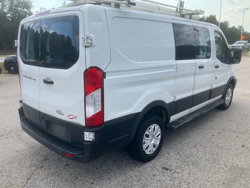 Ford Transit 250 Van Low Roof 60/40 Pass.130-in. WB 2018 Ford Transit 250 Van Low Roof 60/40 Pass.130-in. WB 2018