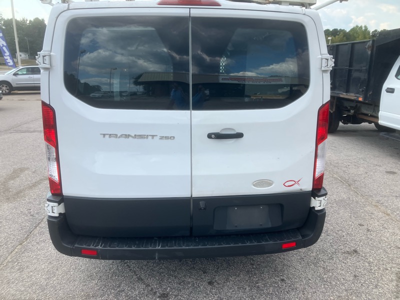 Ford Transit 250 Van Low Roof 60/40 Pass.130-in. WB 2018 Ford Transit 250 Van Low Roof 60/40 Pass.130-in. WB 2018