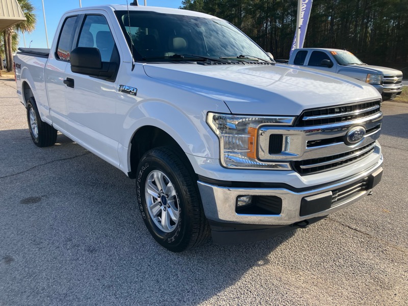 2020 Ford F-150 4WD SuperCab 145" XLT