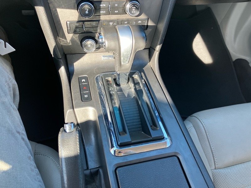 Ford Mustang GT Coupe 2011