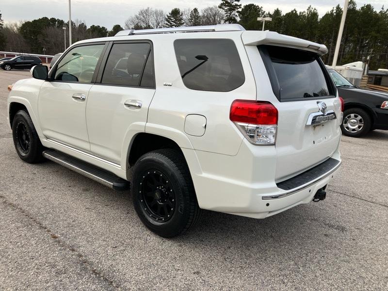 Toyota 4Runner SR5 4WD 2012